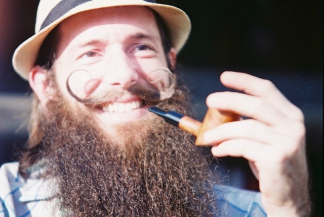 Como cuidar da barba com 1740 Beard Balm Caleb Quin